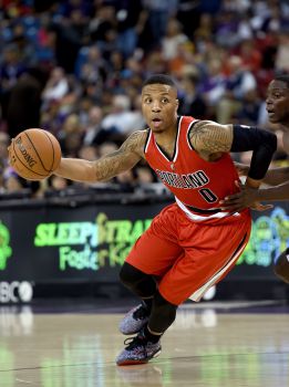 Lillard y Westbrook anotan 40 e Ibaka, expulsado por una pelea
