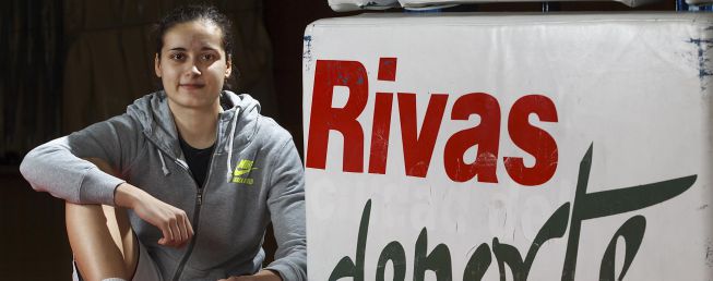 Ángela Salvadores: “Quiero ser la mejor, como lo era Petrovic” Ángela Salvadores: “Quiero ser la mejor, como lo era Petrovic”