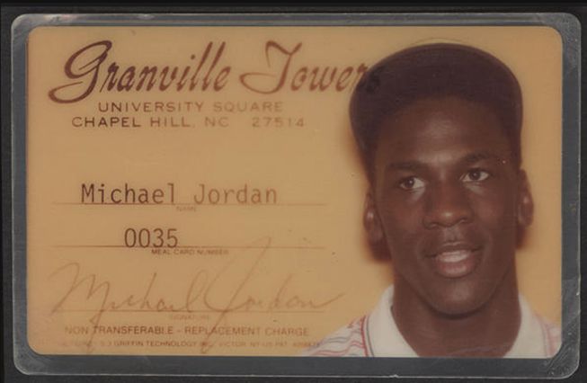 El carné universitario de Michael Jordan en North Carolina