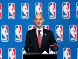 Sin acuerdo entre jugadores y NBA por el nuevo límite salarial