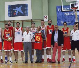Prueba ante Macedonia con los 12 jugadores del Eurobasket