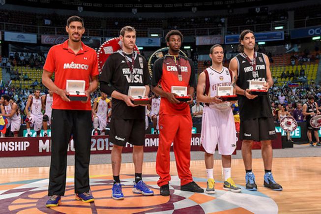 Ayón y Nocioni, en el quinteto ideal del FIBA Américas