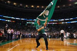 Boston Celtics: Stevens y Ainge dan pasos hacia el regreso a la élite