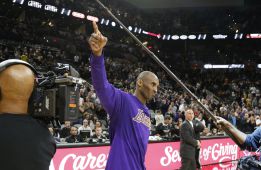 Más de 19.000 por noche: Kobe llena los pabellones de la NBA