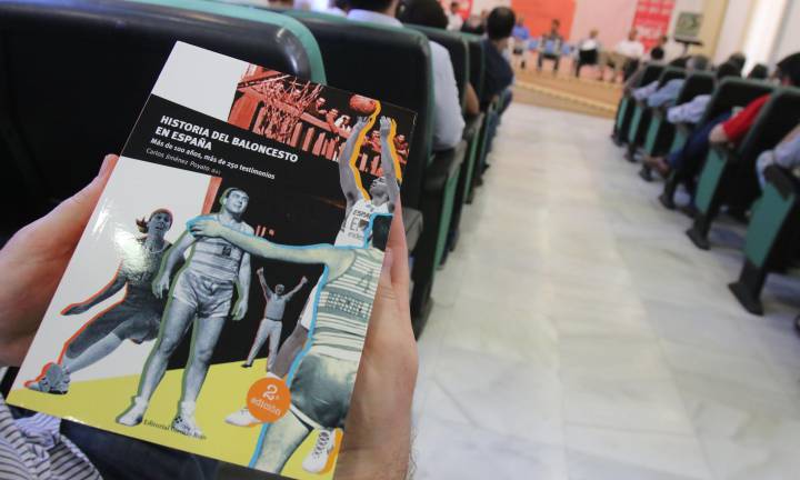 'Historia del baloncesto en España', un libro muy pasional