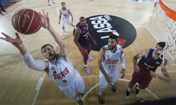 Liga ACB: 'banquillos cruzados' para favorecer el espectáculo