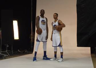Warriors y Cavs se presentan: Durant ya posa con Curry