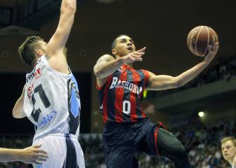Corbacho se lesiona en su cumpleaños y debuta Bargnani