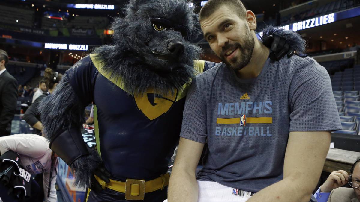 Superan LeBron y Cavs a Pacers en inicio de playoffs