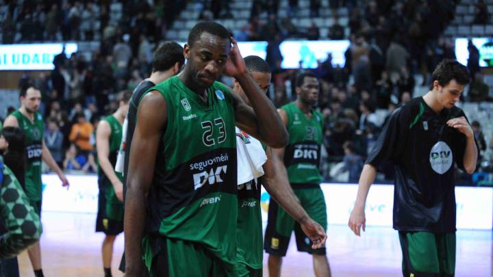 El Unicaja ficha a Eyenga, que verá el partido contra el Betis