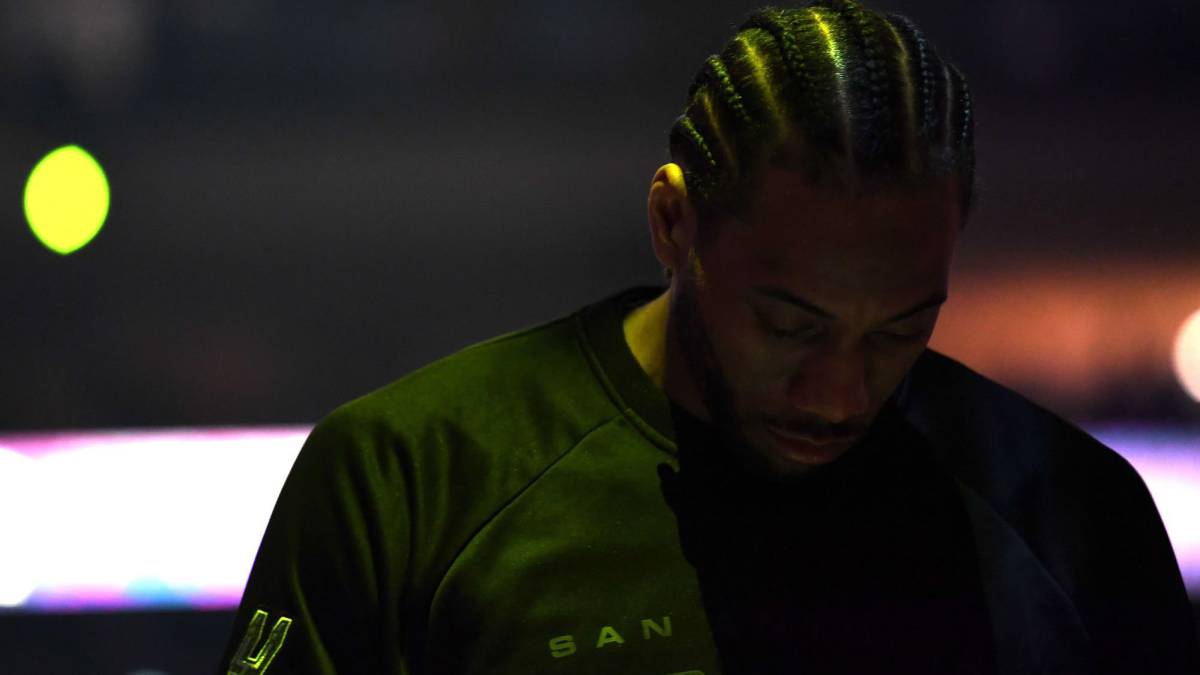 Situación crítica para los Spurs: Kawhi leonard no juega hoy