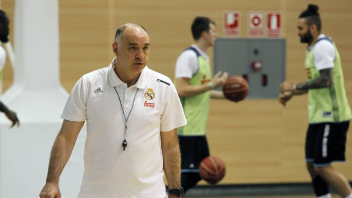 Pablo Laso, entrenador del Real Madrid, durante el entrenamiento de este miércoles en Valdebebas.
