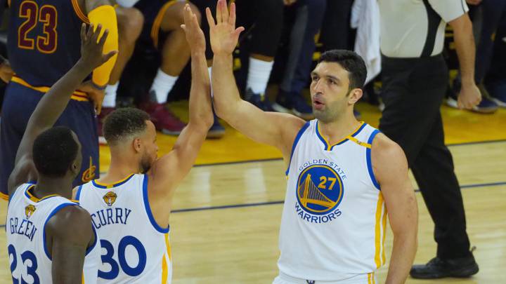 Zaza Pachulia seguirá en los Warriors.
