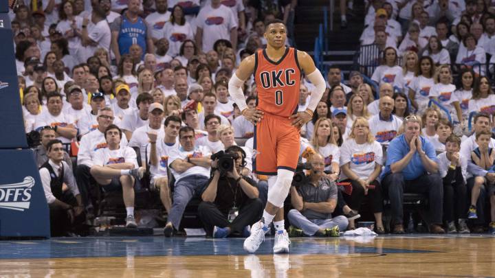 Westbrook sigue sin responder a los 207 millones de los Thunder