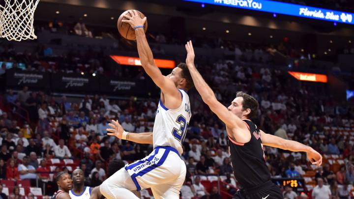 Resúmenes y resultados de la jornada NBA: Curry lidera otro triunfo cómodo de los Warriors