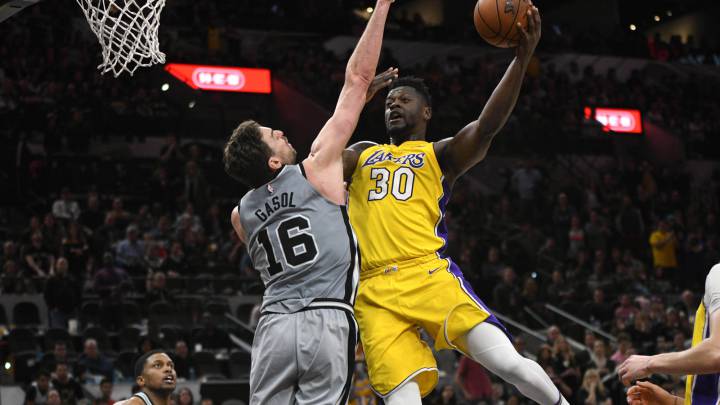 ¿Podría Randle seguir en unos Lakers con LeBron y George?