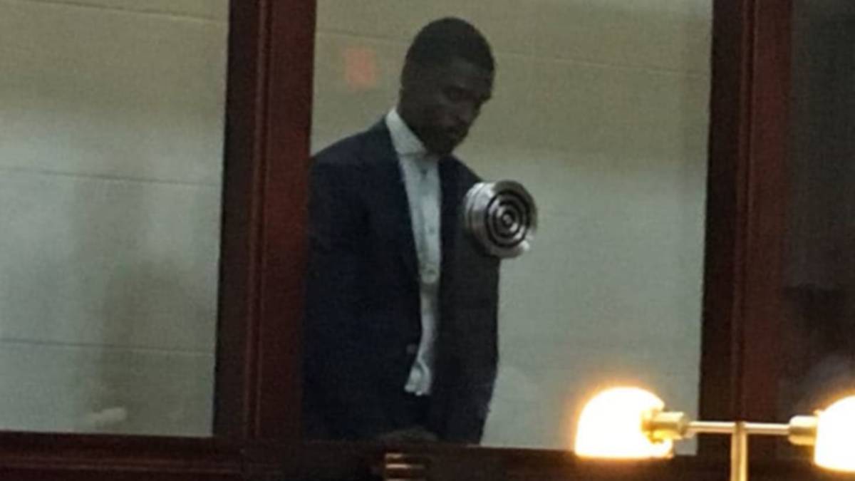 Jabari Bird, acusado de estrangular 12 veces a su novia