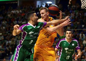 Jaime Fernández lidera la victoria del Unicaja en casa