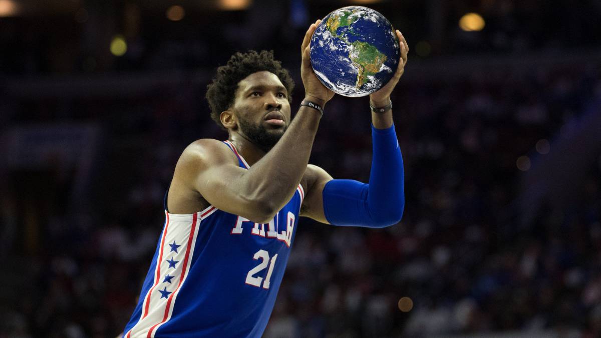 Embiid quiere trabajar para la NASA y ser el primer 'siete-pies' en ir al espacio