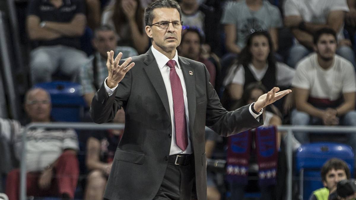 El Baskonia destituye a Pedro Martínez y ficha a Perasovic