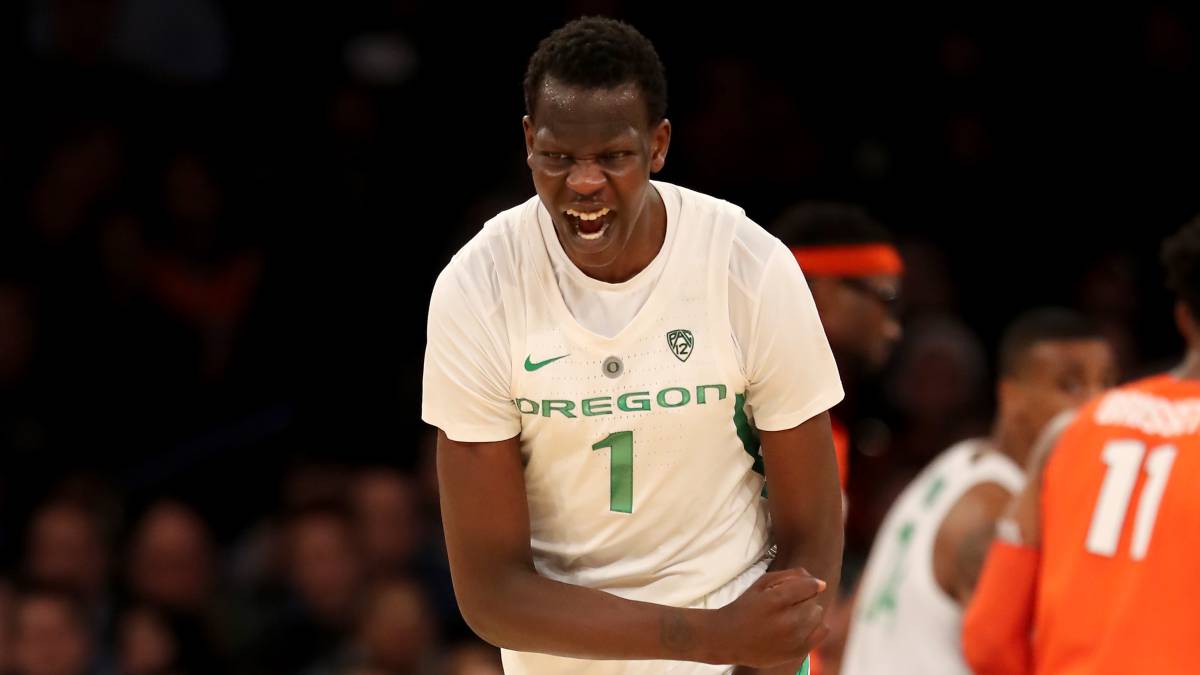 Bol Bol, hijo de Manute, apunta a top 10 del próximo draft