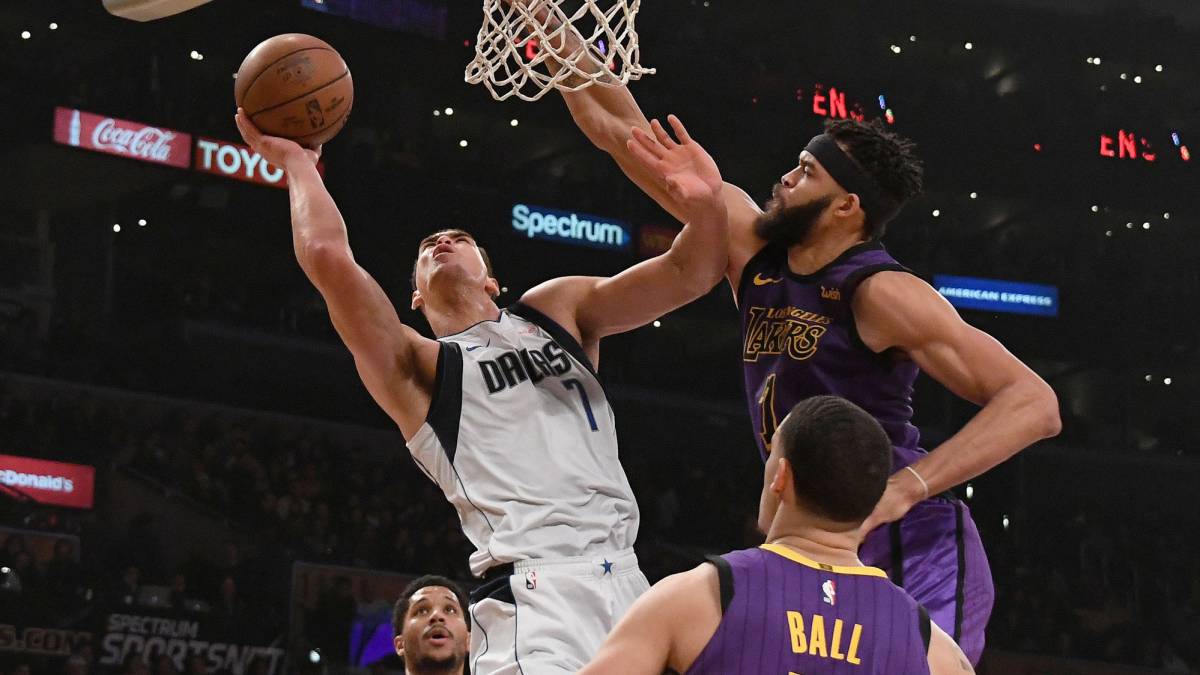 Lonzo, Ingram, Chandler... la defensa despierta a los Lakers