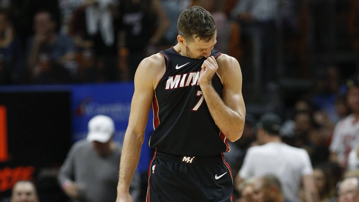 Goran Dragic, fuera dos meses por una operación de rodilla
