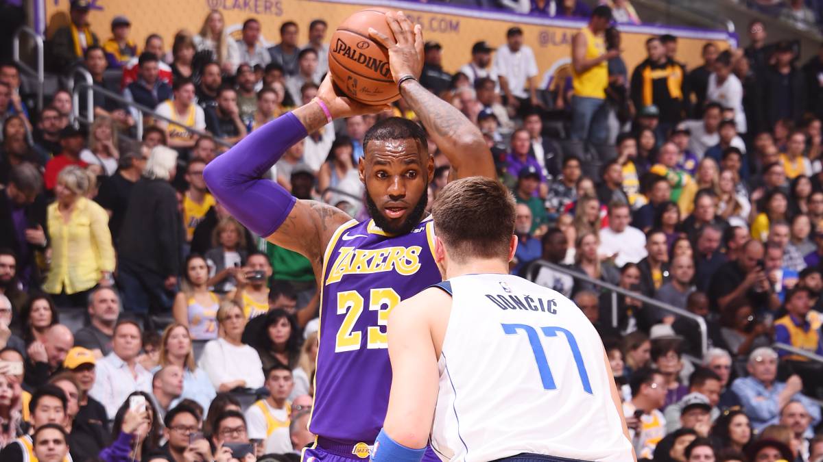 LeBron James y Luka Doncic