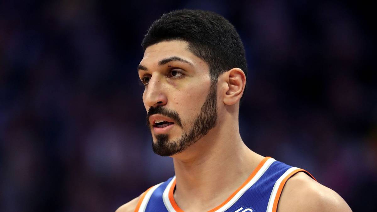 Kanter pide el traspaso: "O juego o que me dejen salir"