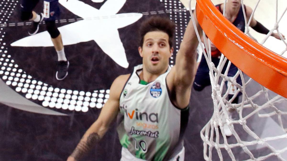 Laprovittola anota ante el Kirolbet Baskonia.