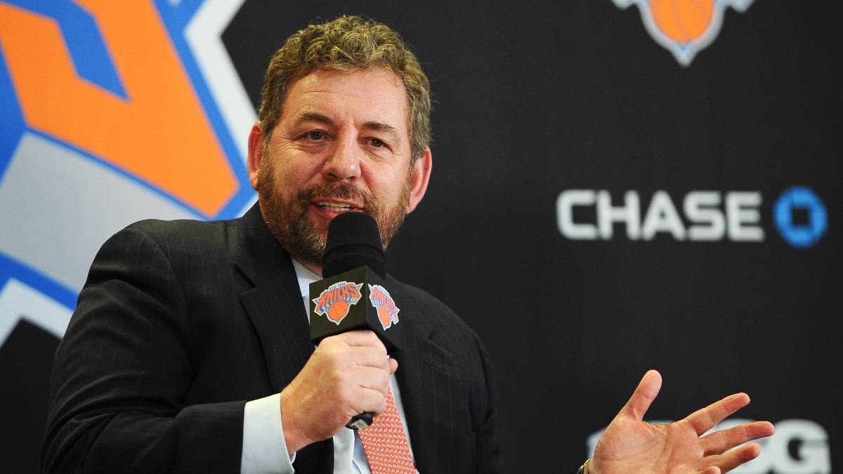 El dueño de los Knicks ordena que echen a un fan por gritarle que venda la franquicia