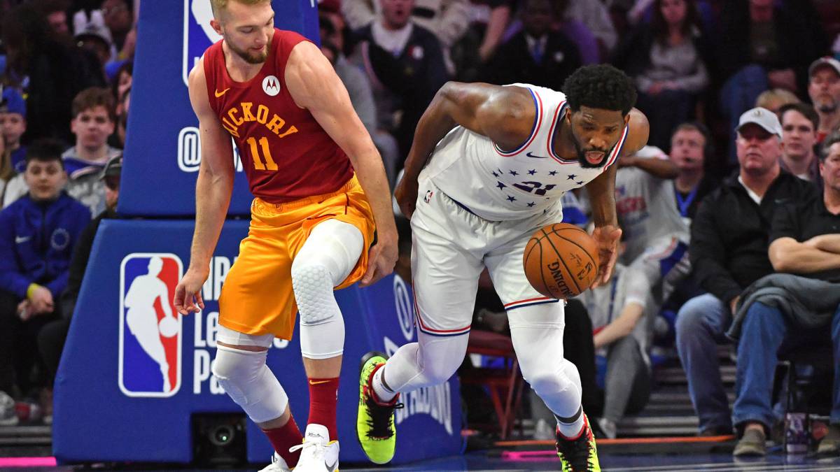 Volvió Joel Embiid (33+12) y rugen los Sixers: terceros del Este