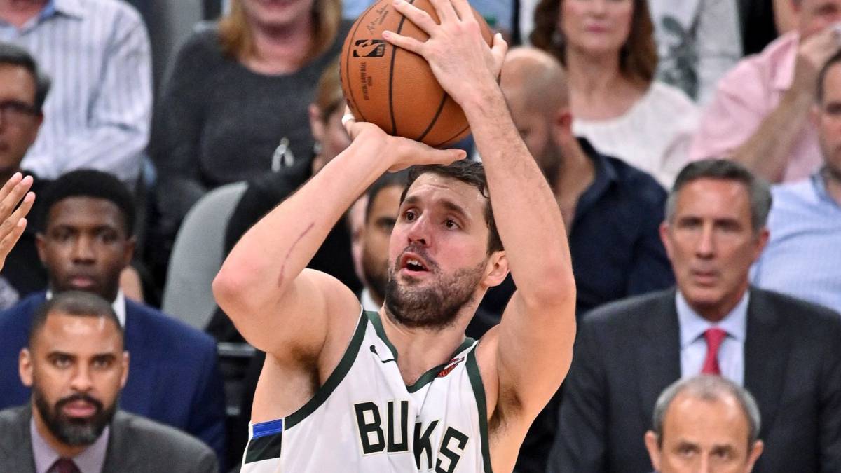 Mirotic: "Apostaría por ver a Anthony Davis en los Celtics"