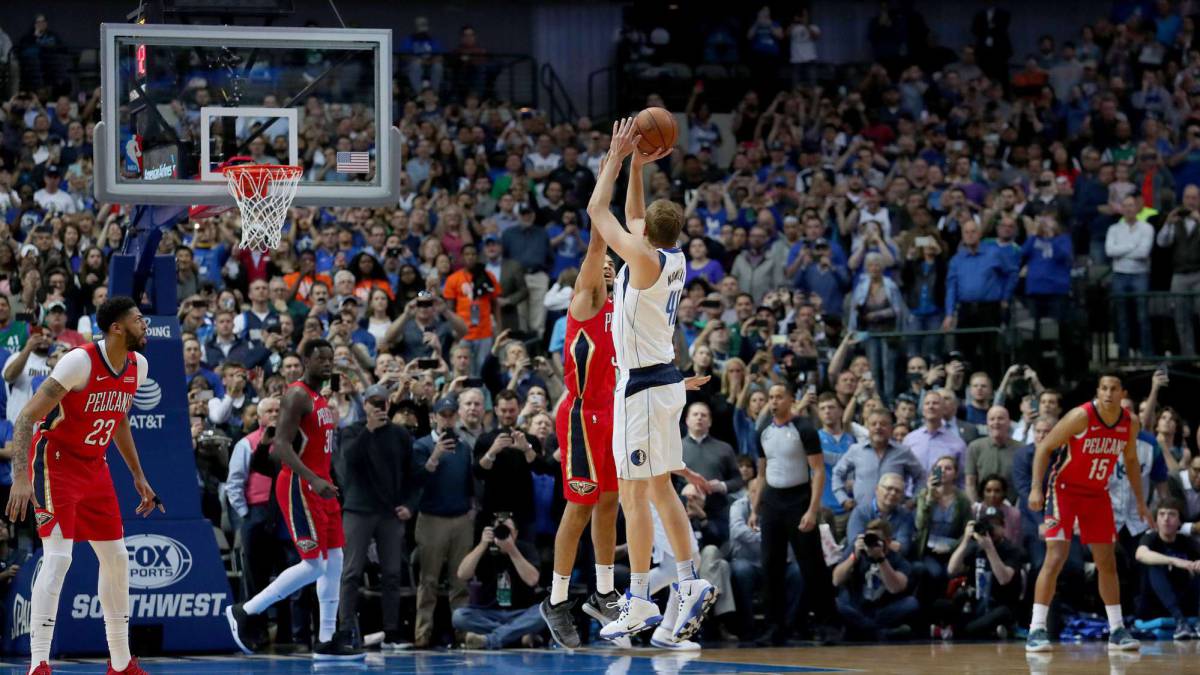 Con este tiro, Dirk Nowitzki se convirtió en el sexto máximo anotador histórico de la NBA.