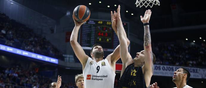 El Madrid remonta 18 puntos en el homenaje a Felipe Reyes