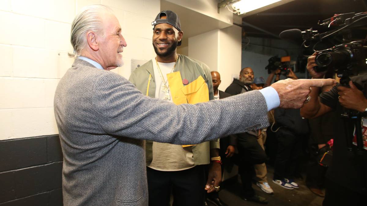 Pat Riley y LeBron James