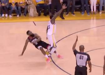 La desesperación de Harden: pide una falta en los últimos segundos tras hacer una entrada a Green