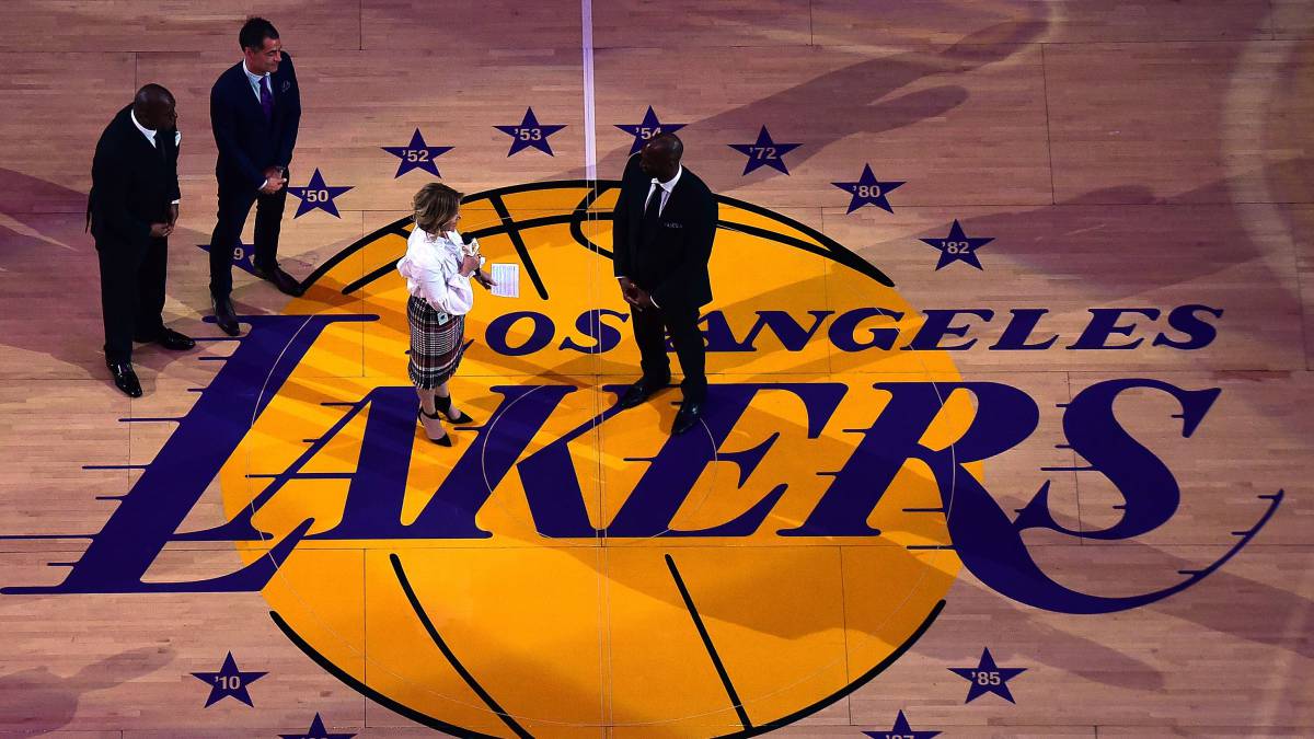 Los aficionados de los Lakers se van a manifestar para protestar por la marcha de la franquicia