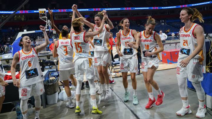 Selección femenina de baloncesto.