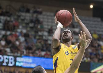 El Barça cierra su pretemporada con una victoria en Santiago