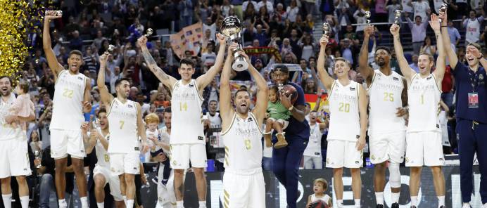 El Real Madrid se impone al Barça de Mirotic y gana la Supercopa