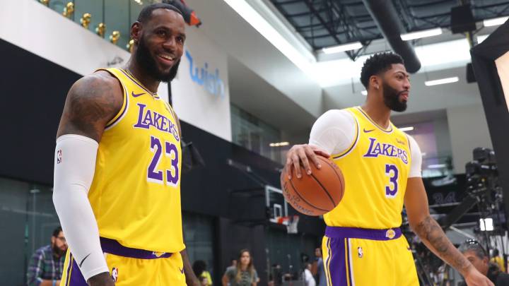 LeBron: "Me gustaría estar en los Juegos, pero aún no lo sé"