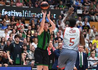 Un excelso Earl Clark lleva al Burgos a su tercera victoria