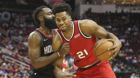 James Harden, durante el partido de la NBA que ha enfrentado a los Portland Trail Blazers y a los Houston Rockets