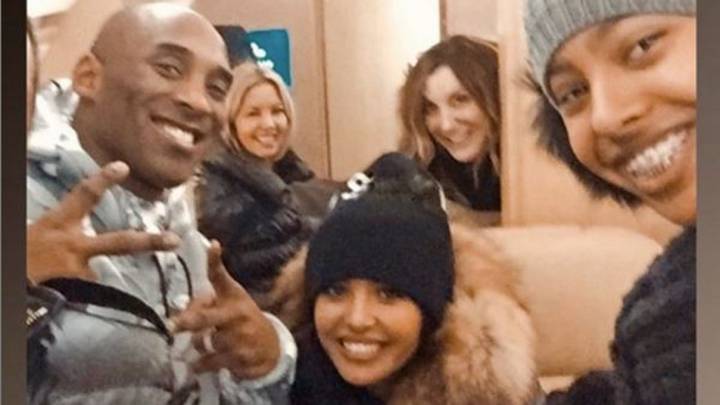 Jeannie Buss, con la famila Bryant.
