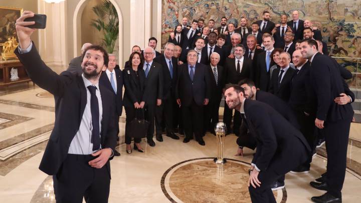 Sergio Llull, con su tradición selfie.