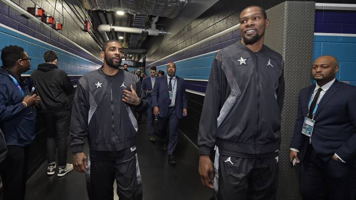 Kyrie Irving y Kevin Durant