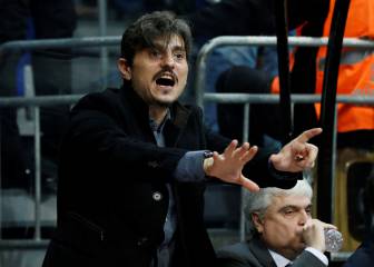 El dueño del Panathinaikos carga otra vez contra Bertomeu