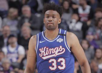 Jabari Parker, pillado jugando al tenis en un parque público pese a anunciar que tiene coronavirus
