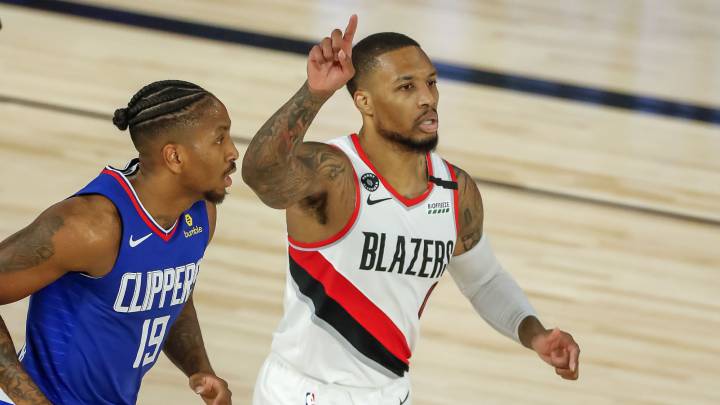 Damian Lillard, base de Portland Trail Blazers, durante el partido contra Los Angeles Clippers.
